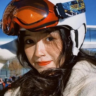 春色满梨园